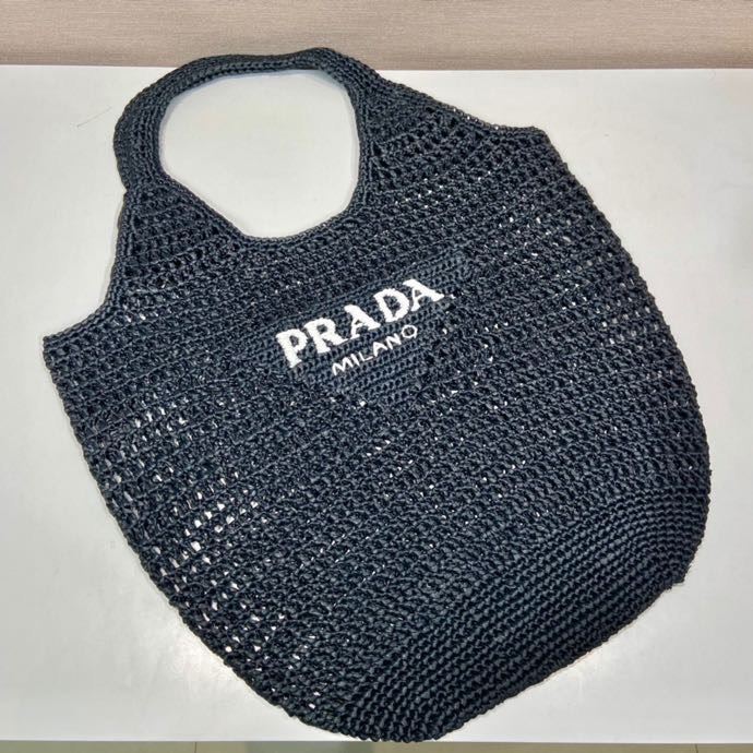 Pra*a tote bags